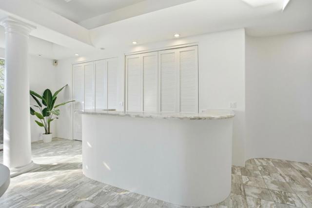 3895 Fair Oaks Boulevard, Sacramento CA: https://media.crmls.org/mediaz/6ac8c1ab-0398-483f-9862-df87f7b19813.jpg