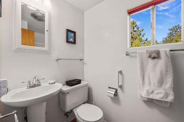 54370 Valley, Idyllwild CA: https://media.crmls.org/mediaz/6aca1da4-5c9f-4cd0-ba0e-cab102b52923.jpg