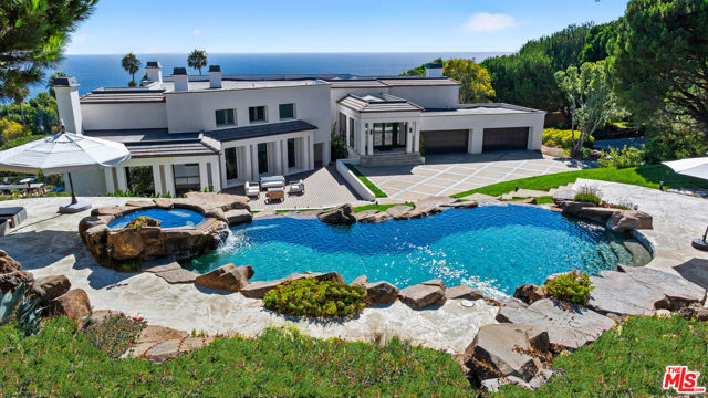 Photo of 32597 Pacific Coast Highway, Malibu, CA 90265