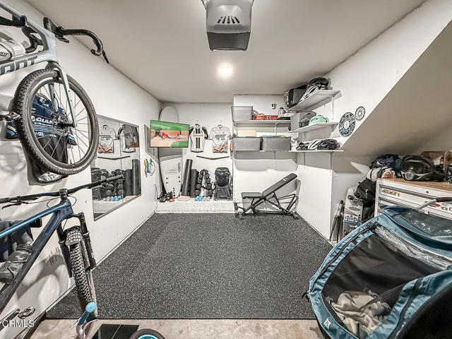 15076 Varsity Street, Moorpark CA: https://media.crmls.org/mediaz/6acb039f-b74d-43e0-8060-077a7920811e.jpg