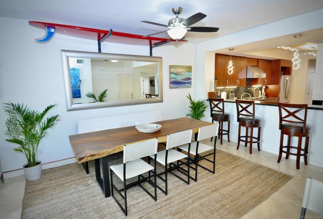 5410 La Jolla Blvd., La Jolla CA: https://media.crmls.org/mediaz/6acbd8b4-0f36-4c47-bc65-cf1f5ea992ba.jpg