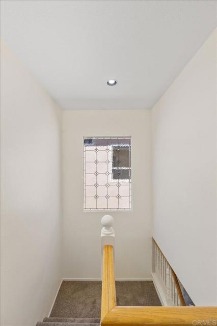 Image 24 of 47 For 230 Venetia Way