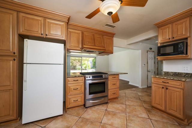 Detail Gallery Image 19 of 28 For 1130 S Tulip St, Escondido,  CA 92025 - 2 Beds | 1 Baths