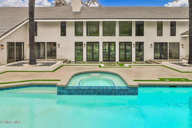 31754 Foxfield Drive, Westlake Village CA: https://media.crmls.org/mediaz/6ace0034-2def-46c0-b856-d4a795490b69.jpg
