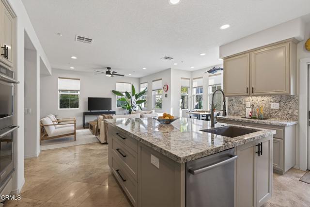 Detail Gallery Image 23 of 64 For 4320 Waterside Ln, Oxnard,  CA 93035 - 3 Beds | 2/1 Baths