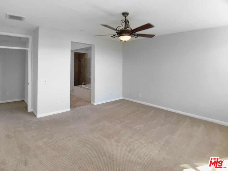 6ace6fe0 9c3e 44d7 9450 Cb28c72f2b2d