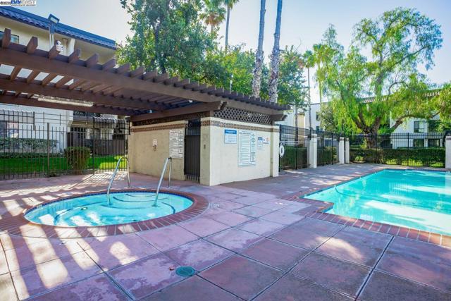 39887 Cedar Blvd, Newark CA: https://media.crmls.org/mediaz/6acfc63e-5836-40c3-ab12-19df293d853b.jpg