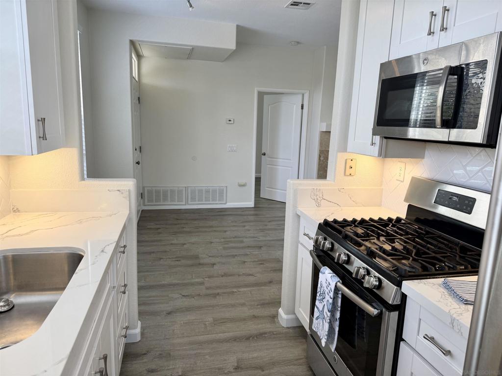 3601 Bernwood Pl - photo 6