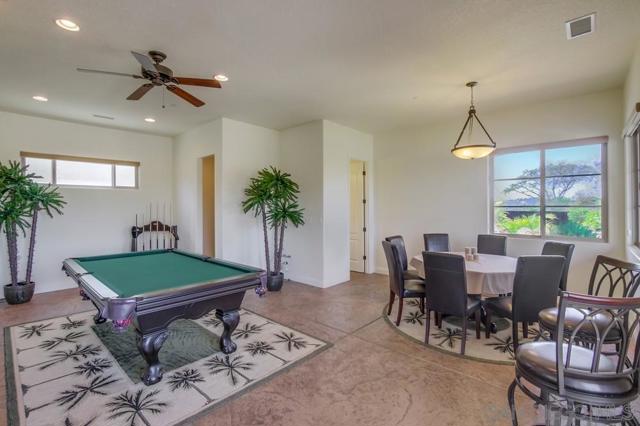 14190 Green Valley Ct, San Diego CA: https://media.crmls.org/mediaz/6ad16a24-e759-4690-b016-4bee551b832a.jpg