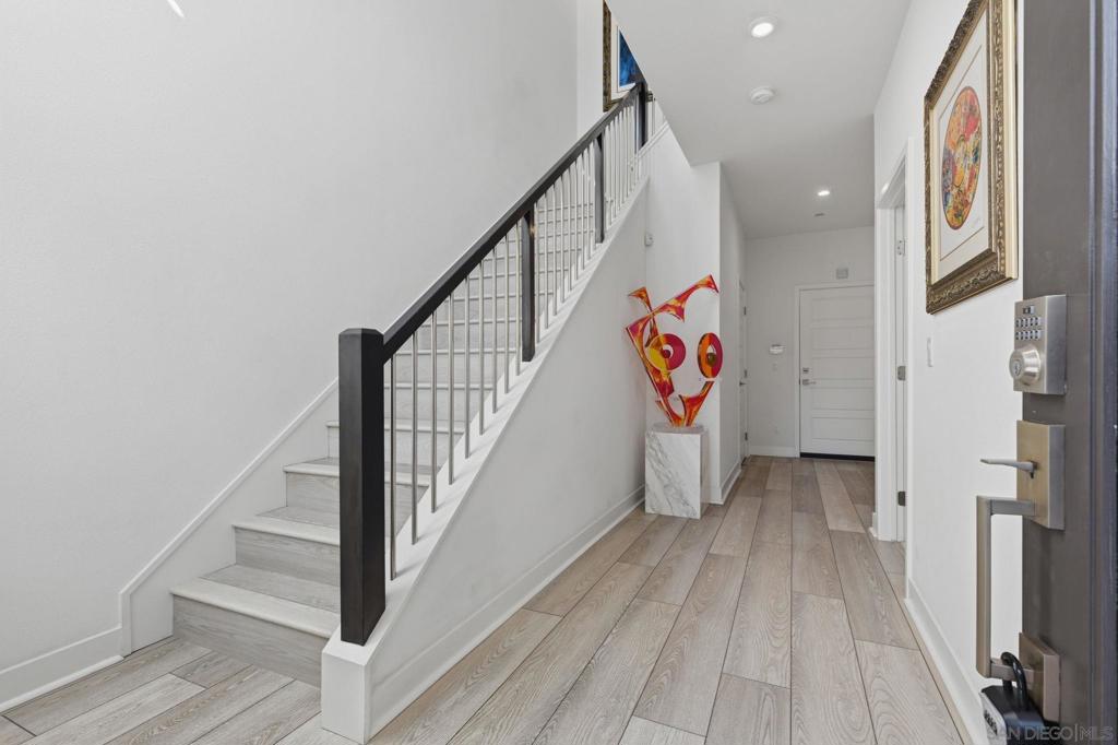 2806 Avella Cir - photo 4