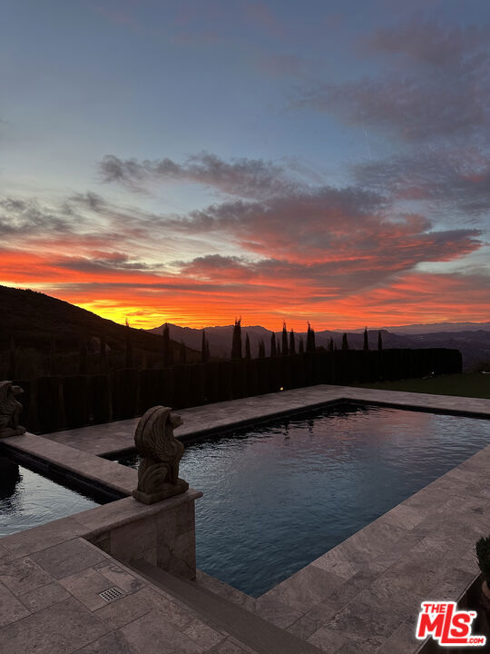 Drew Fenton | 415 Stunt Road Calabasas CA | MLS: 7285936