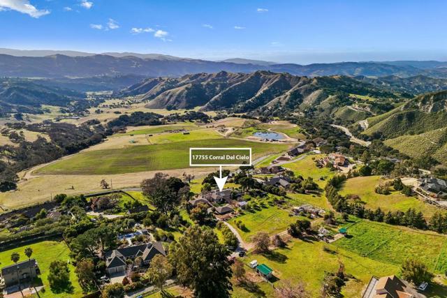 17755 Corral Del Cielo Road,  CA: https://media.crmls.org/mediaz/6ad1ded9-625f-43c7-8e6c-652ae844660d.jpg