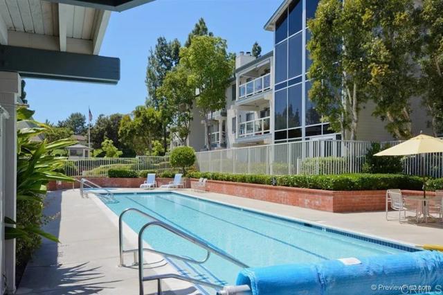 Detail Gallery Image 4 of 16 For 1560 Circa Del Lago #D201,  San Marcos,  CA 92078 - 1 Beds | 1 Baths