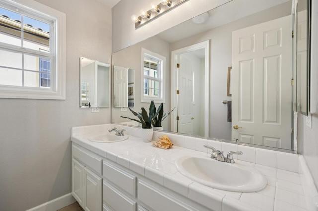 4986 Grayhawk Court, Dublin CA: https://media.crmls.org/mediaz/6ad37464-5673-4c15-98b5-36b7c44f7c2b.jpg