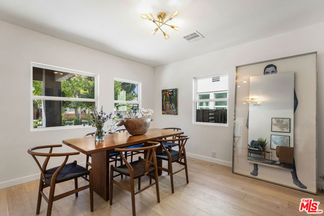 2634 Rich Street, Los Angeles CA: https://media.crmls.org/mediaz/6ad4081d-2b73-4333-a98e-1a6a09f14b25.jpg
