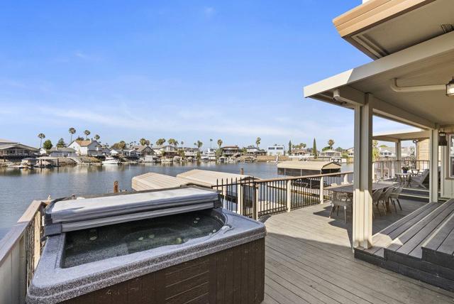 5067 Cabrillo, Discovery Bay CA: https://media.crmls.org/mediaz/6ad49767-4290-4f39-b26b-e5d8f3791db8.jpg