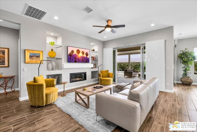 70 Zinfandel, Rancho Mirage CA: https://media.crmls.org/mediaz/6ad7aa52-1f2c-4546-9d1e-8c13d35f06b4.jpg