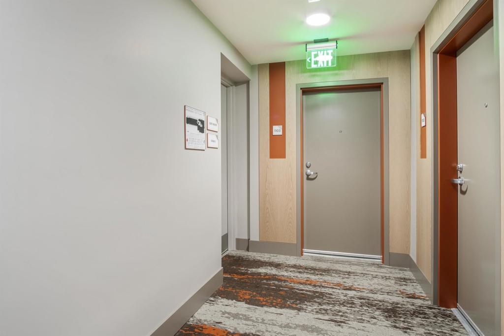 MLS #250033334SD img 37