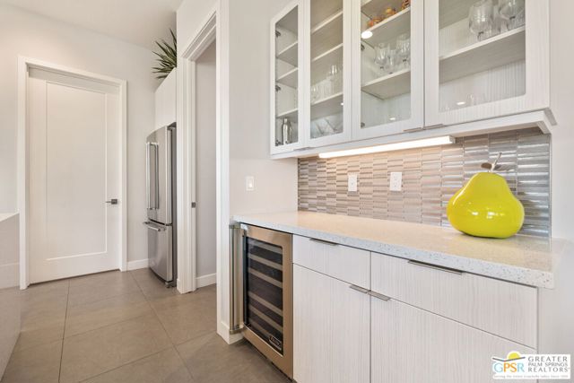 504 Retreat Circle, Palm Desert CA: https://media.crmls.org/mediaz/6adae9b8-8215-46a5-b240-a0bce3568e07.jpg