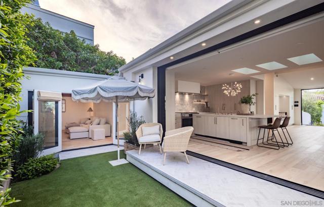755 Rosecrans St, San Diego CA: https://media.crmls.org/mediaz/6adb075d-e364-4ab7-8973-c397976f1a27.jpg
