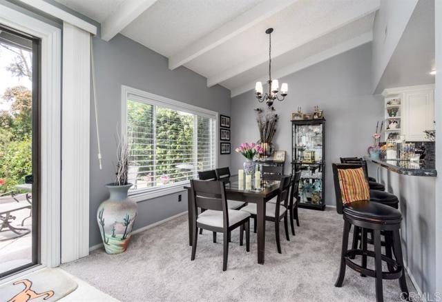 Detail Gallery Image 6 of 16 For 1165 Santa Helena Park Ct, Solana Beach,  CA 92075 - 2 Beds | 2/1 Baths