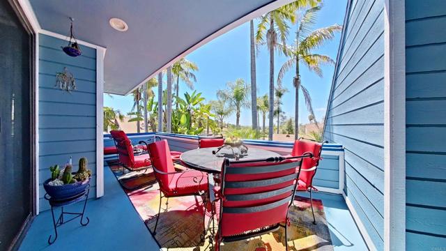 2618 Unicornio Street, Carlsbad CA: https://media.crmls.org/mediaz/6add9136-1eb2-4dc2-bd5e-844c356b2307.jpg