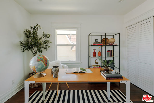2907 Halldale Avenue, Los Angeles CA: https://media.crmls.org/mediaz/6adf5bdd-e9b1-4f58-855c-84cab53451d5.jpg