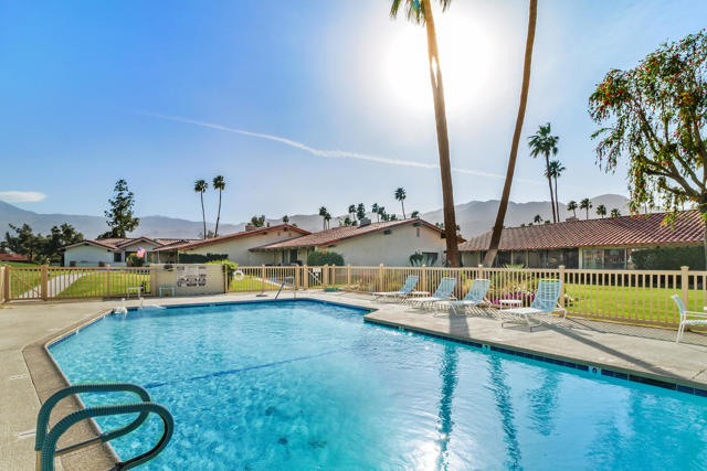 49835 Adelito Drive, La Quinta CA: https://media.crmls.org/mediaz/6ae02571-8401-4de0-a26c-49afcec8de77.jpg