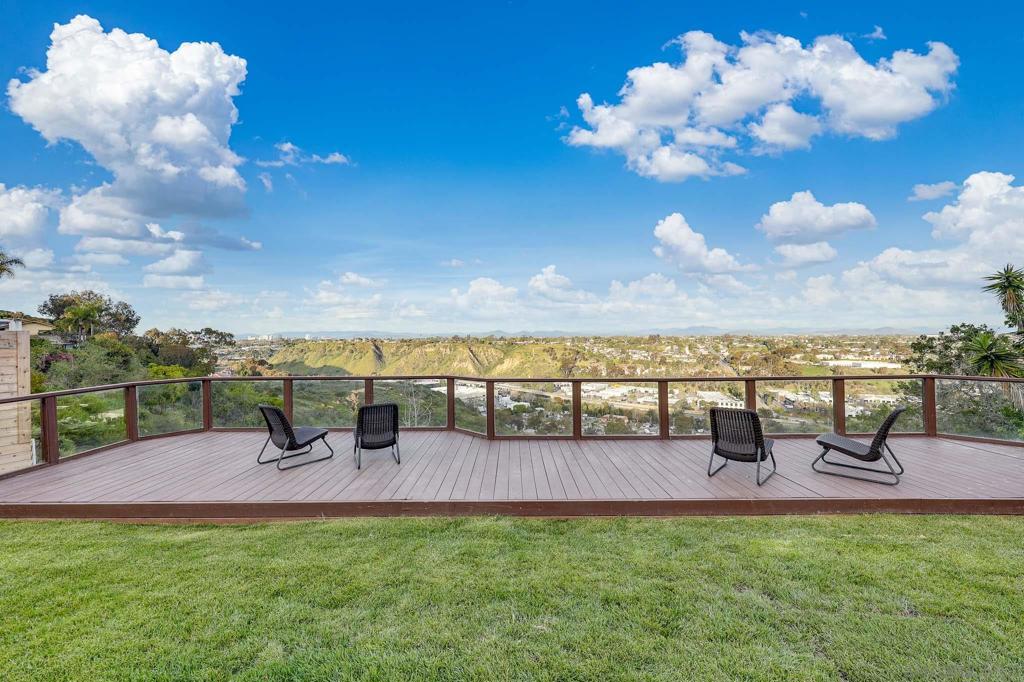 5777 Desert View Dr #358-381-14-00