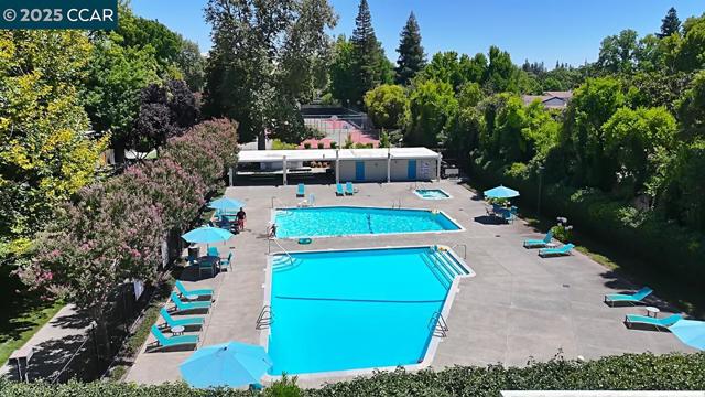 50 chief, Sacramento CA: https://media.crmls.org/mediaz/6ae09caf-dacb-4251-b57b-ce60e3674fec.jpg