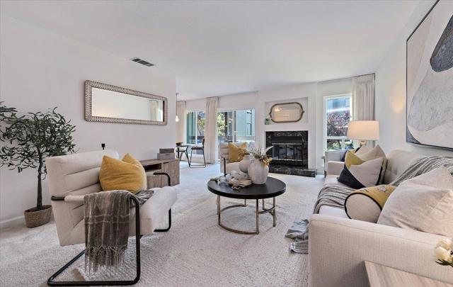 840 Sea Spray Lane, Foster City CA: https://media.crmls.org/mediaz/6ae10fa7-95cb-477b-89ce-01d1f0eea5c6.jpg