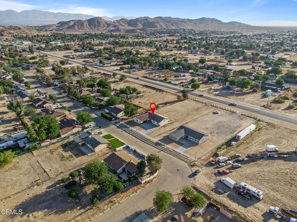 https://media.crmls.org/mediaz/6ae1d7cb-1264-4eb1-9909-de174250539b.jpg?preset=X-Large