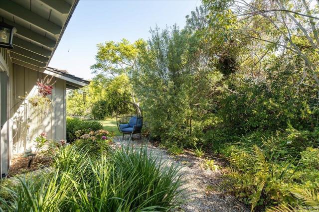 5125 El Secreto, Rancho Santa Fe CA: https://media.crmls.org/mediaz/6ae1fd40-ca10-4b1c-9202-8e55f103b9e1.jpg