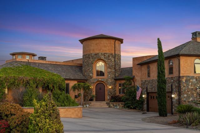 12144 Proctor Valley Road, Chula Vista CA: https://media.crmls.org/mediaz/6ae2f859-a79d-4eb3-817a-7f1391e19900.jpg