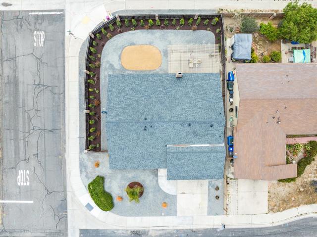 3663 Forest Road, Oceanside CA: https://media.crmls.org/mediaz/6ae5ed22-946e-409a-9a04-e1a9b4c07f09.jpg