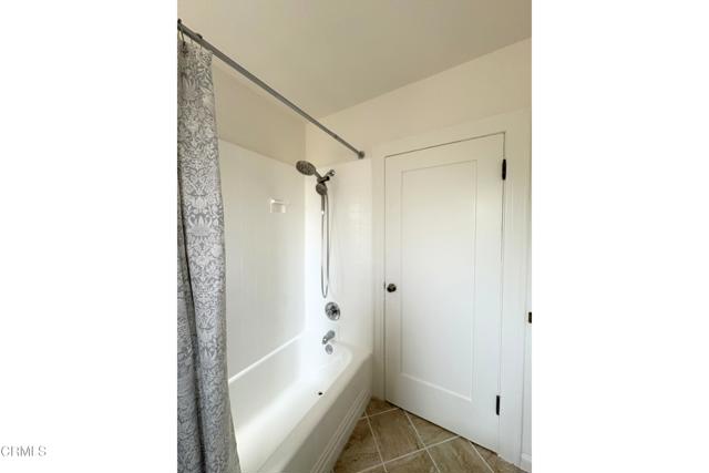 1255 N Dominion Avenue, Pasadena CA: https://media.crmls.org/mediaz/6ae6a838-adf5-4bf9-9439-7aa1d3dad0e2.jpg