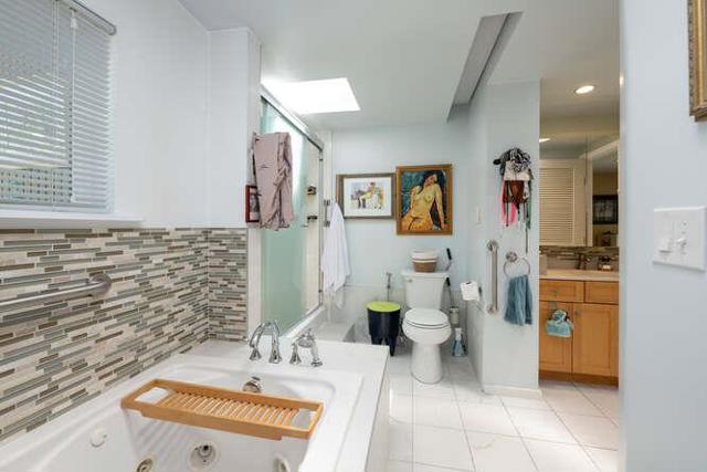 1751 Celeste Drive, San Mateo CA: https://media.crmls.org/mediaz/6ae75f9b-606f-4ddb-861b-39753e1d78e1.jpg