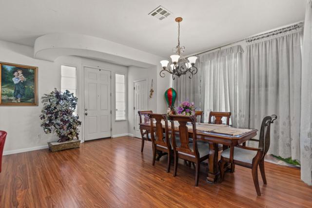 10628 Hidden Grove Circle, Stockton CA: https://media.crmls.org/mediaz/6ae808e1-06f4-4e67-b3f7-8838bf85171f.jpg