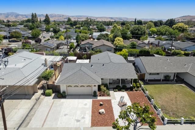 5806 Blossom Avenue, San Jose CA: https://media.crmls.org/mediaz/6ae959fb-242f-4b97-a899-bdfa2345c62f.jpg