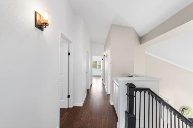 1619 Corte Verano, Oceanside CA: https://media.crmls.org/mediaz/6aea936b-7a08-4f51-a4cf-e2abdd2e1540.jpg