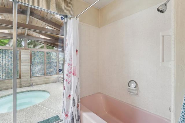 17848 Berta Canyon Road, Salinas CA: https://media.crmls.org/mediaz/6aecd2ad-bd2f-42aa-a888-00159f3a141b.jpg