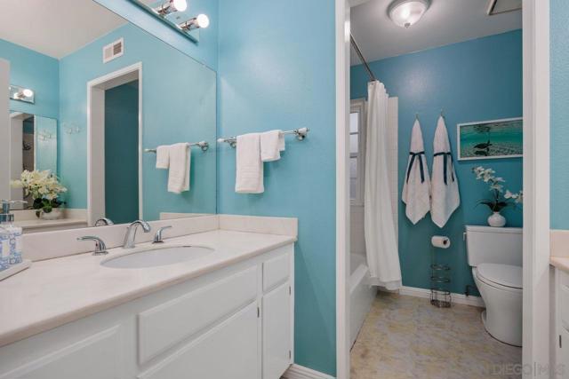 3975 San Gregorio Way, San Diego CA: https://media.crmls.org/mediaz/6aeea0b3-86e2-46ec-b352-101396a0a659.jpg