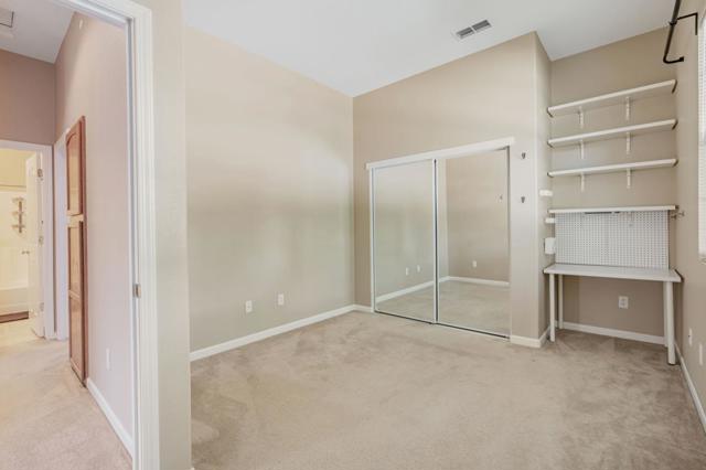 1665 Youngstown Lane, Suisun City CA: https://media.crmls.org/mediaz/6aeef371-3382-45da-a4da-31c028f57836.jpg