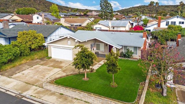 Detail Gallery Image 2 of 19 For 10905 Hansom Ln, Spring Valley,  CA 91978 - 4 Beds | 2 Baths