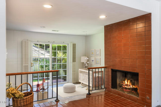 4308 Hayman Avenue, La Canada Flintridge CA: https://media.crmls.org/mediaz/6af0d4c6-3b19-4484-9e8d-b3965541b099.jpg
