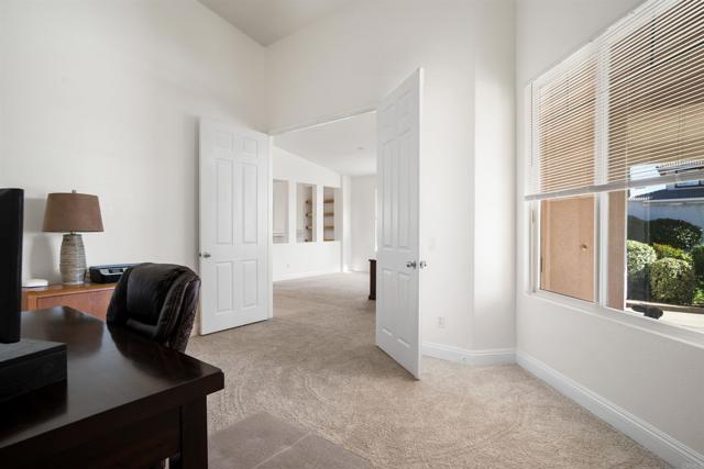 Detail Gallery Image 18 of 48 For 1 Corte Rossa, Lake Elsinore,  CA 92532 - 4 Beds | 2/1 Baths