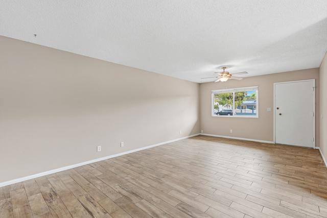 Detail Gallery Image 7 of 27 For 2825 College Bld, Oceanside,  CA 92056 - 3 Beds | 2 Baths