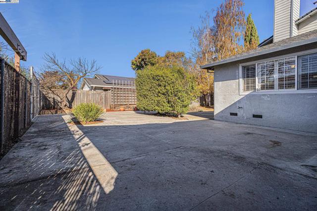 Image 45 of 60 For 3701 Ferry Ln