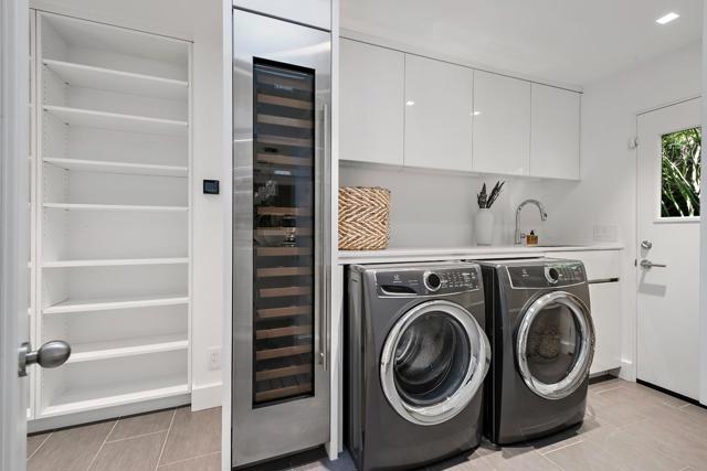 1101 Hamilton Avenue, Palo Alto CA: https://media.crmls.org/mediaz/6af2fb0e-f4b2-4158-b974-a898e0d2d32e.jpg