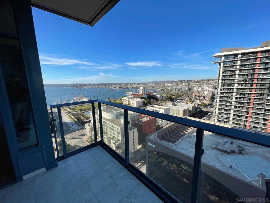 1388 Kettner Blvd #1903